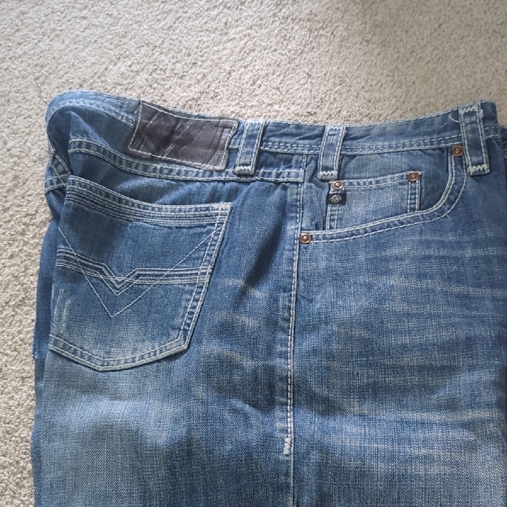 Blue Relaxed Jeans with Classic Fading